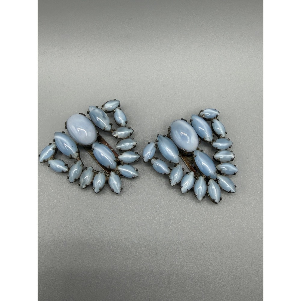 Vintage Blue Glass Dress Clips Pair Art Deco Silver Tone Fur Clips #1090